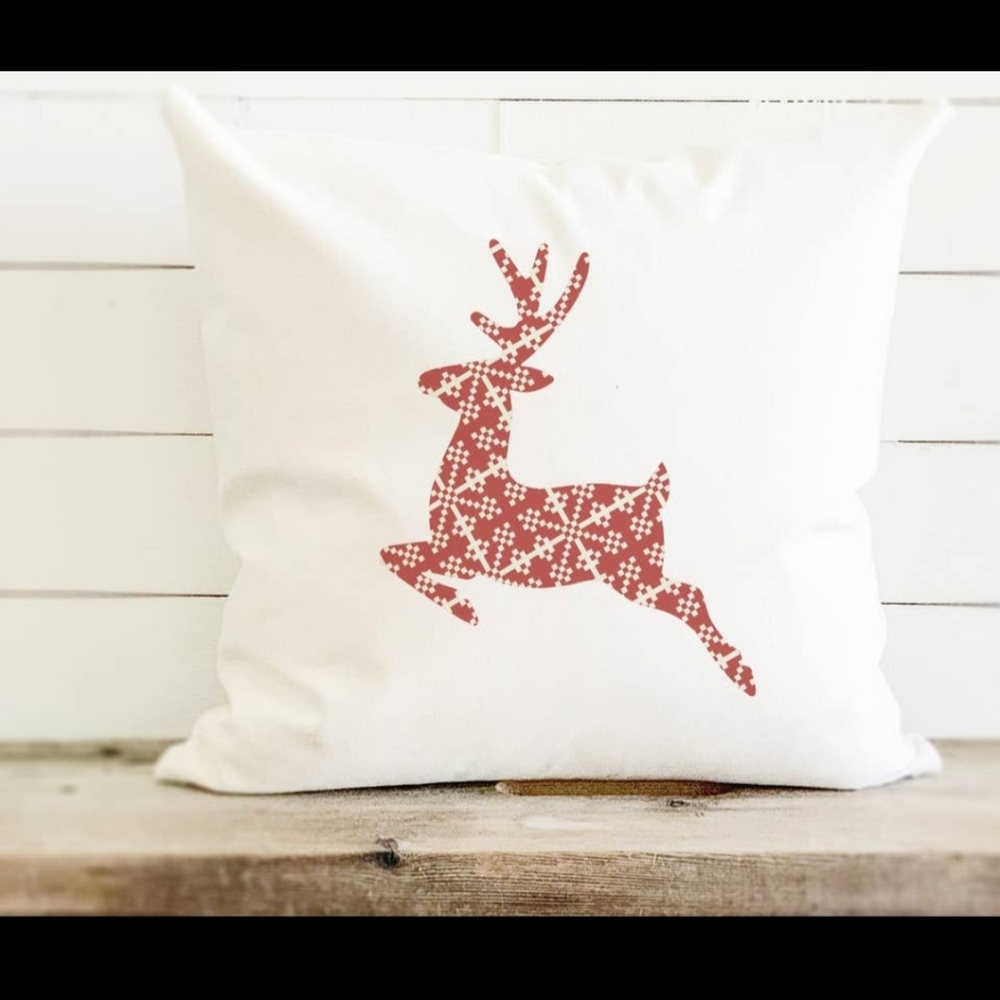 Christmas Pillow Red Holiday Deer nwt 18x18